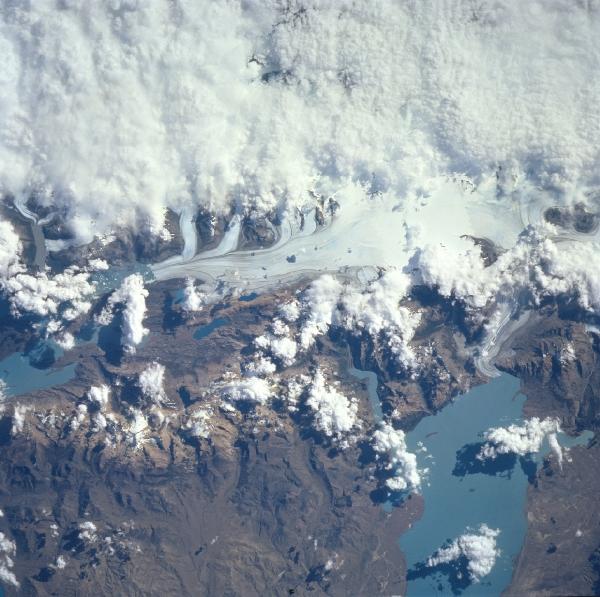 Photo, Image et Carte Satellite du Lac Viedma, Cordillère des Glaciers Darwin, Argentine
