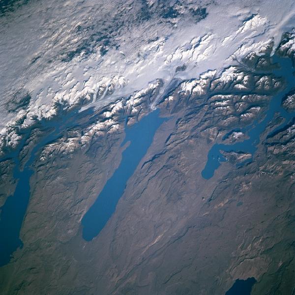 Photo, Image et Carte Satellite des Lacs Viedma, San Martin et Argentino, Argentine