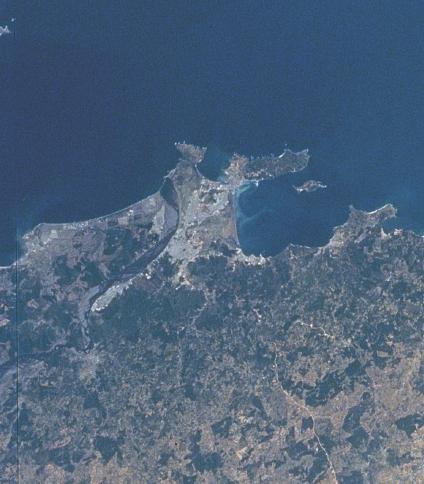 Mapa Satelital, Foto, Imagen Satelite de Ciudad Concepción, Puerto de Talcahuano, Chile